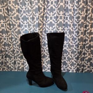 Elegant Black Knee-High Women's Boots